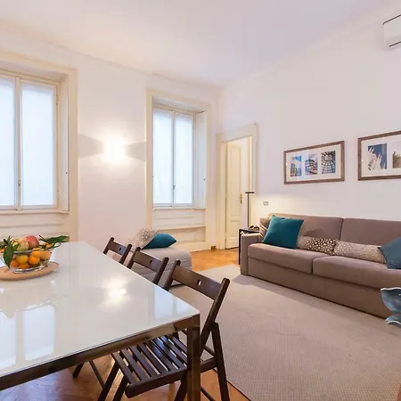 Design Ampio E Luminoso Guest house