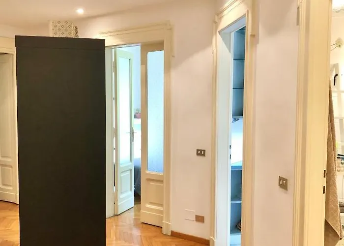 Design Ampio E Luminoso Гостевой дом