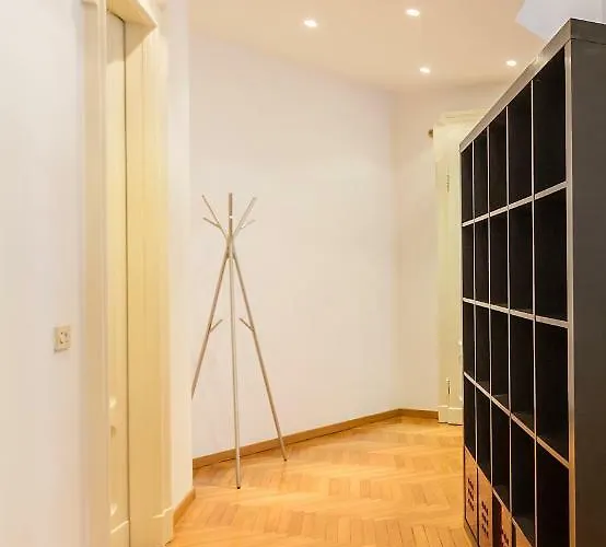 Design Ampio E Luminoso * Милан